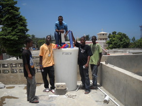 A chlorinator and tank installed in Fontamara.