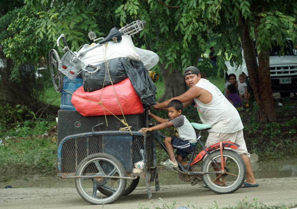 UNITED WE HELP HONDURAN FAMILIES STORMS ETA /IOTA