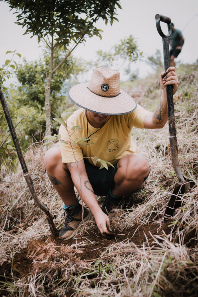 Help indigenous women conserve the environment