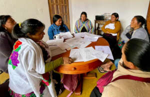 Artisans sharing ideas