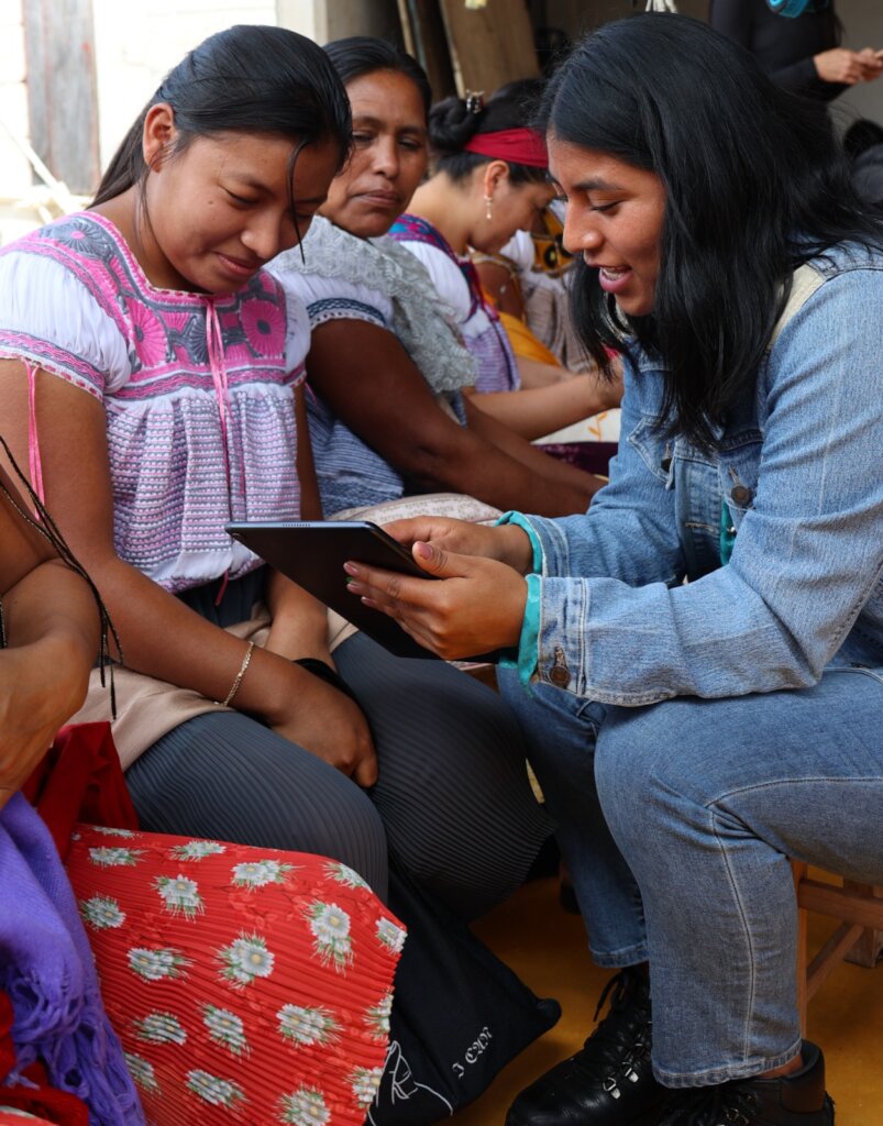 NGOimpacto team monitoring