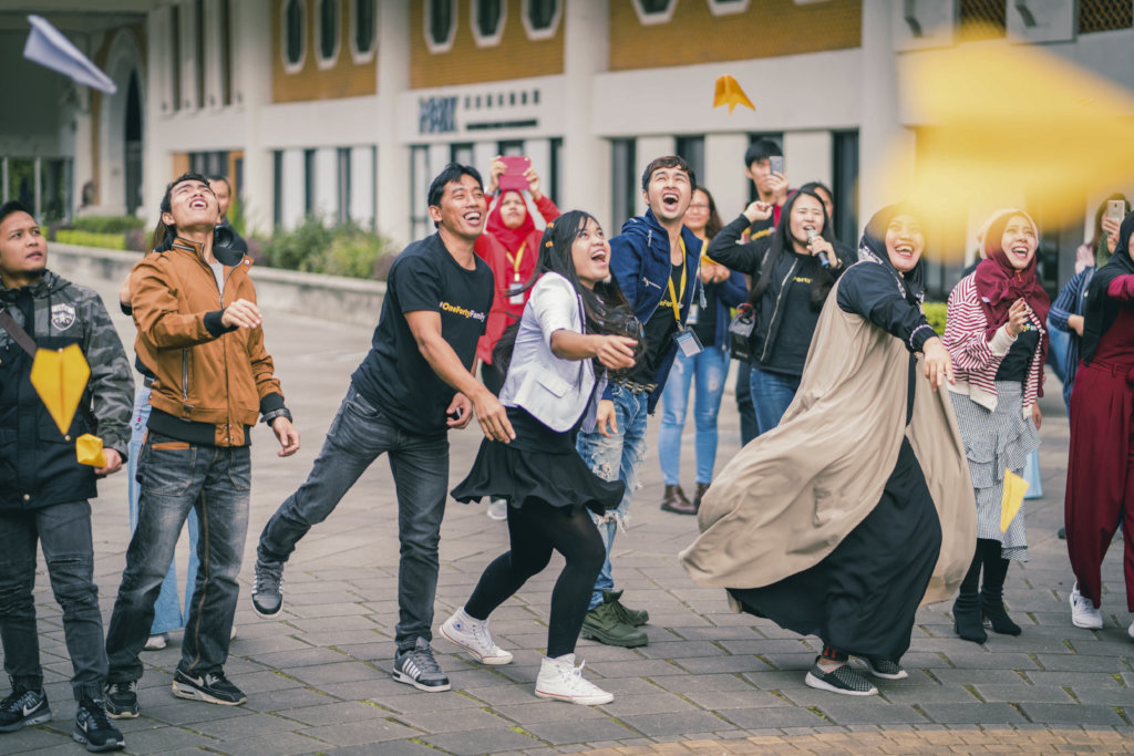 Break Poverty, Build Hope: Support Migrant School