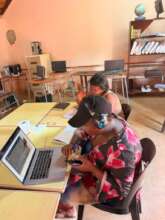 Community liaisons complete research training