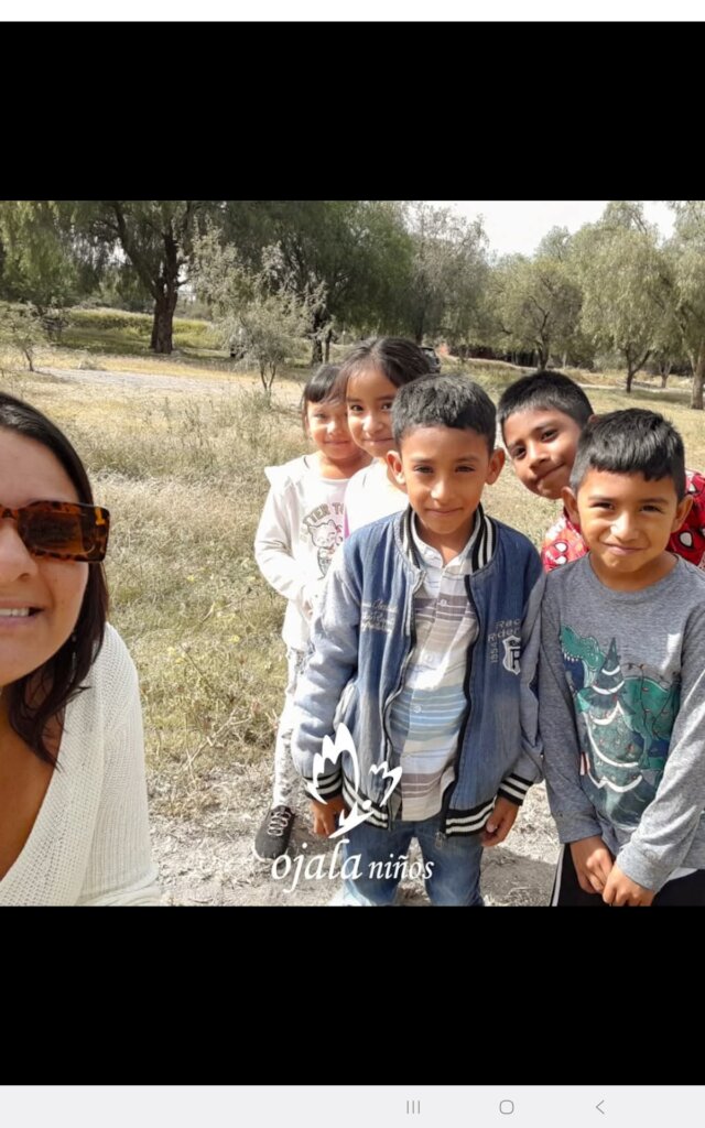 Gaby and a few students