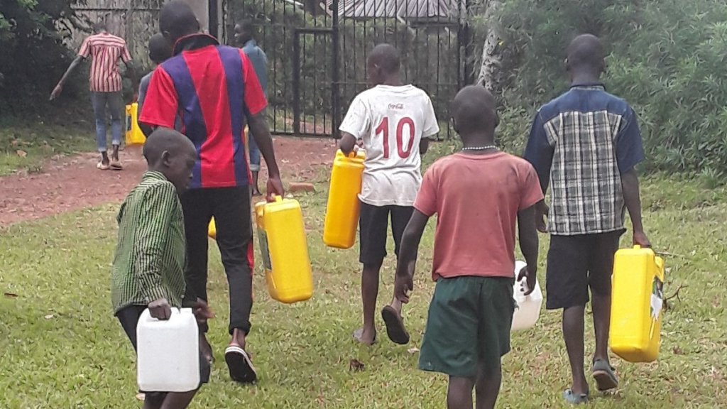 Give safe water to 82 Ugandan orphans