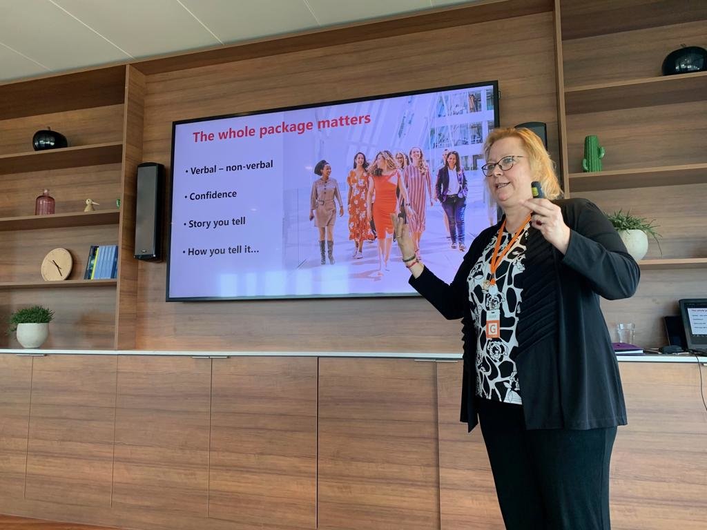 Empowering Refugee Women through Tech