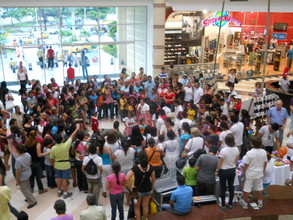 Public in Shopping Center watching our dancers