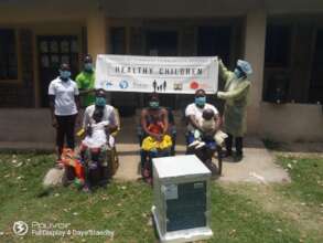 Vaccinations fridge delivery to health clinic