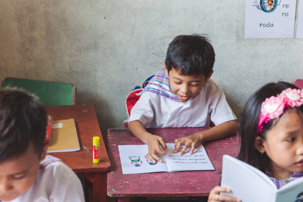 Teach 3,000 Indonesian Children to Read