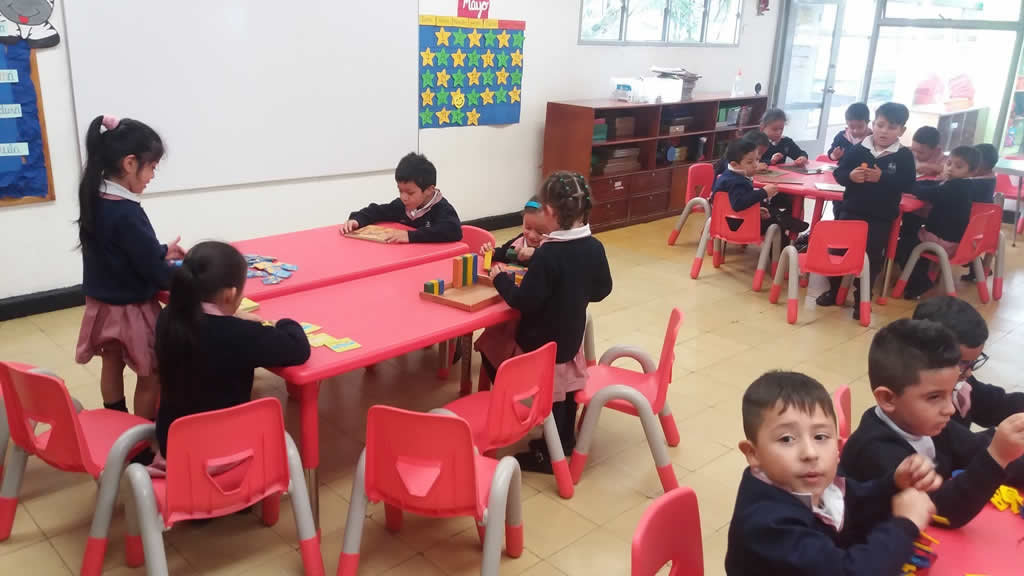Give 470 Colombian children a fair chance
