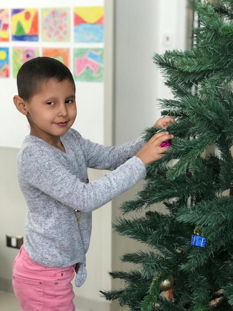 Holiday dinner for 300 children with cancer