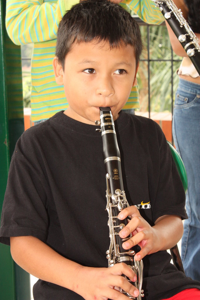 Music for underpriviledged children in Colombia