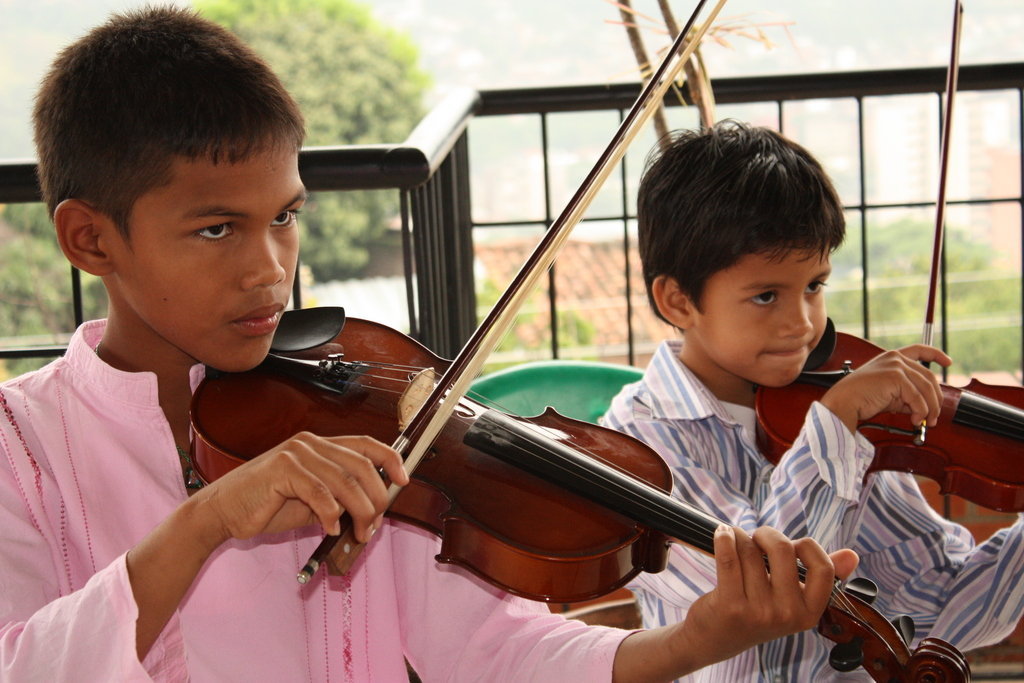 Music for underpriviledged children in Colombia