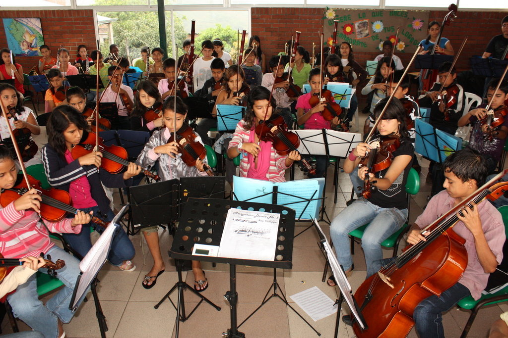 Music for underpriviledged children in Colombia