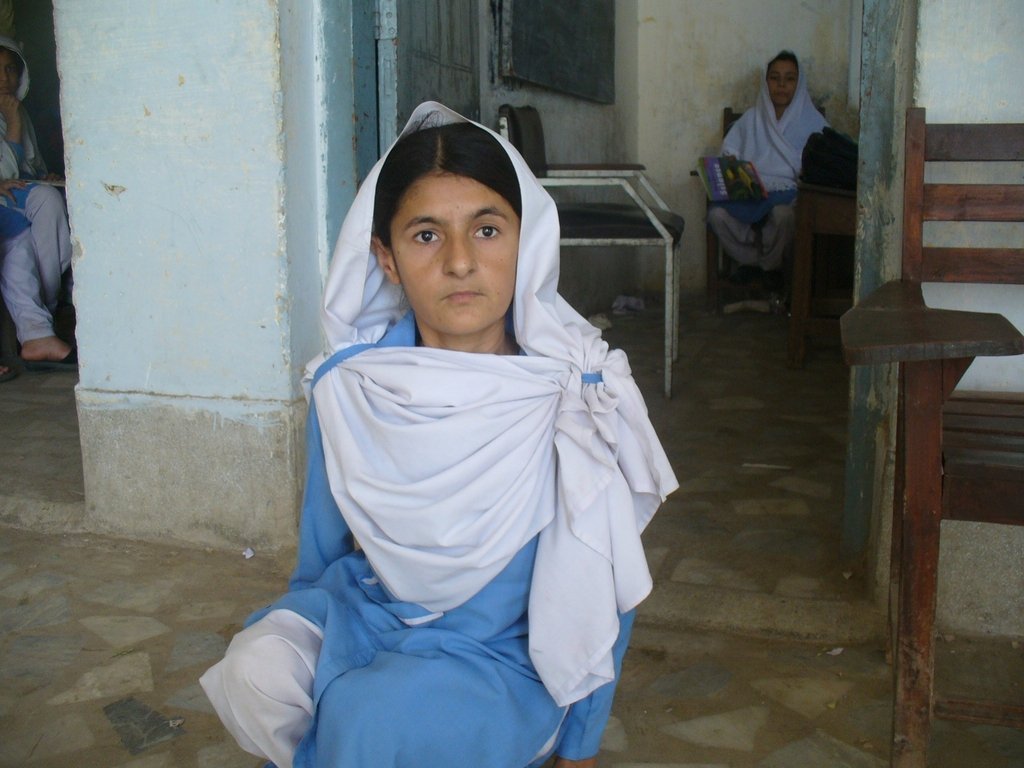 Provide 100 Children in Pakistan with Education