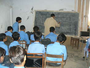 Class in session at the Dosti school at Sufaid Dhe