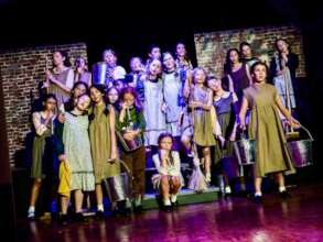 BYMT Musical Theatre Company - Annie