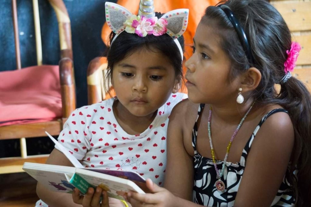 Stand up for the right to read in Manabi, Ecuador!
