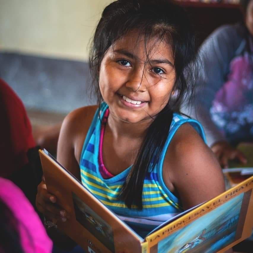 Stand up for the right to read in Manabi, Ecuador!