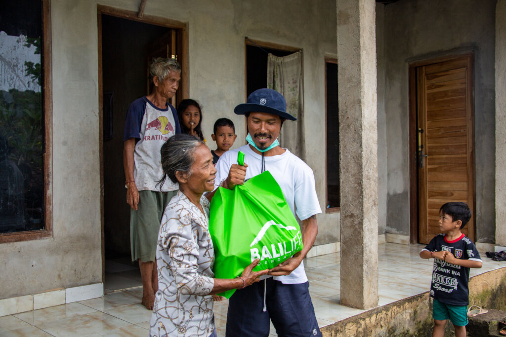 FOOD DISTRIBUTION FOR UNDERPRIVILEGED FAMILIES