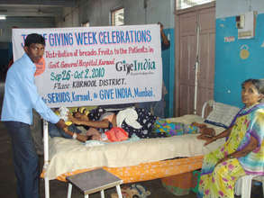 Distribution of fruits to pregnant women