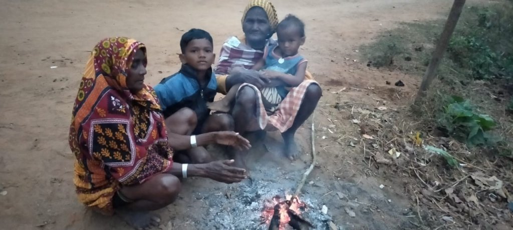 Donate winter clothes to the homeless in Gujarat