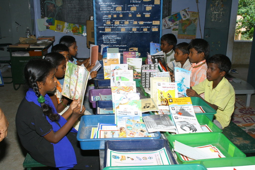 Give micro credit loans to Women in India