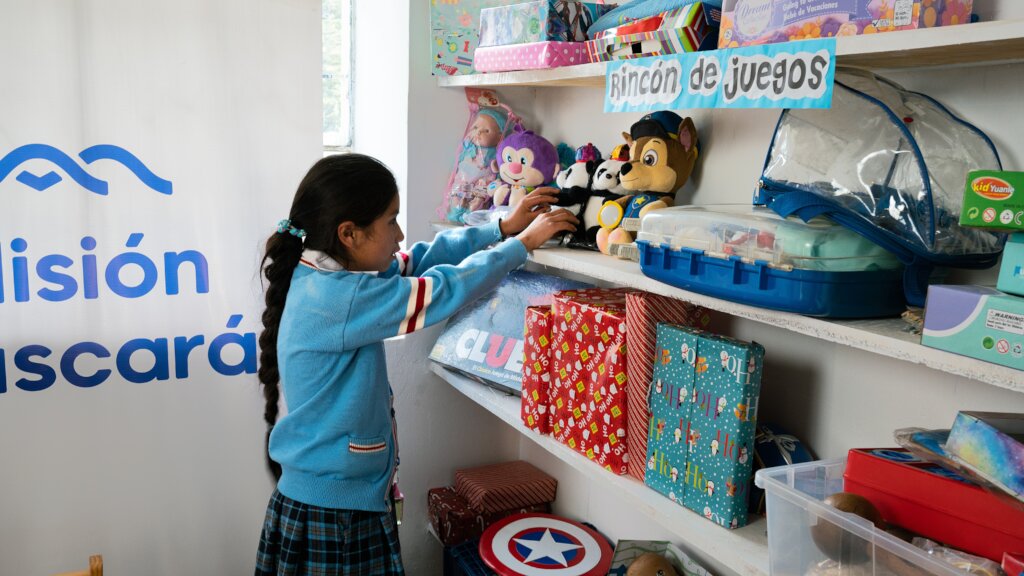 Support Children's Education in the Peruvian Andes