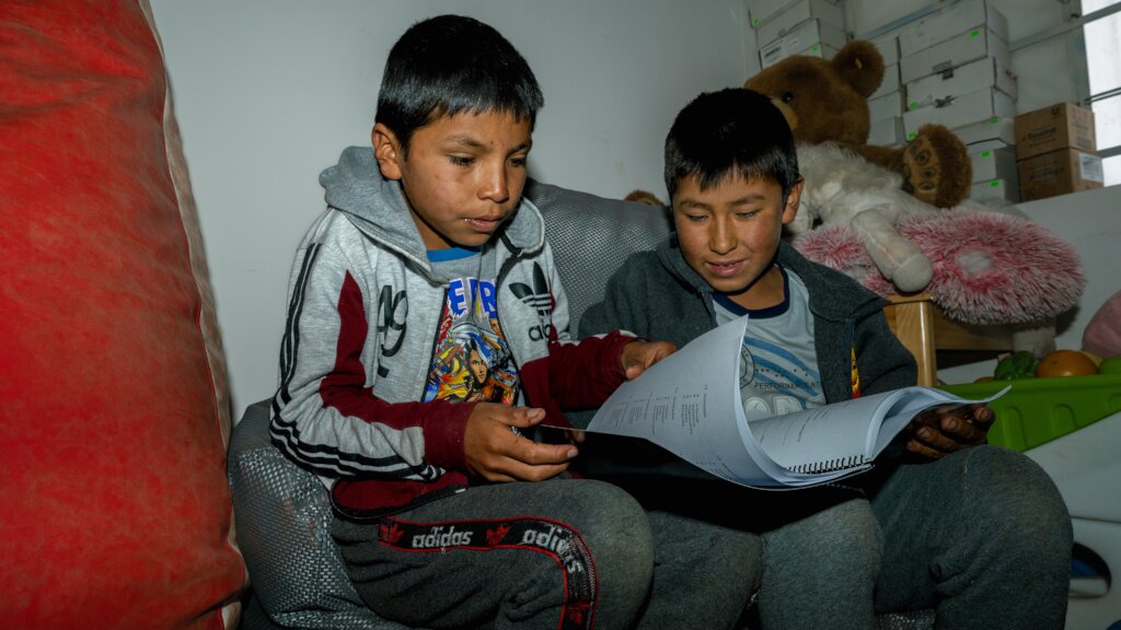 Support Children's Education in the Peruvian Andes