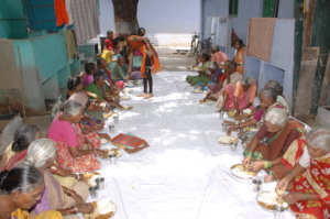 Donate a meal for poor elderly persons in andhra