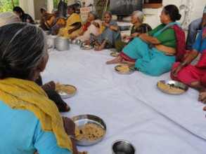 Kurnool NGO SERUDS Sponsoring midday meal to poor