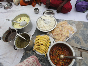 nutritious lunch for poor elderly people india