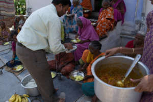 sponsor food for destitute elderly people in india