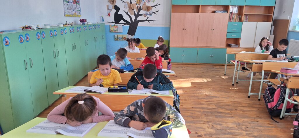 Mrs Mariela Terzieva's first grades, Troyan