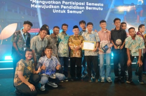 With Minister of Primary and Secondary Education