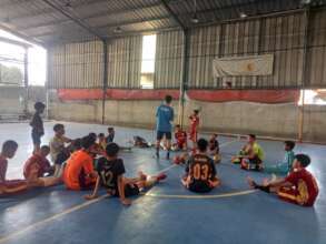 Coach do the reflection in the training session