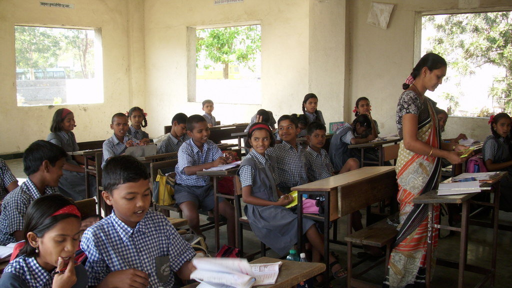 Sanitation and counseling for 3000 kids in india