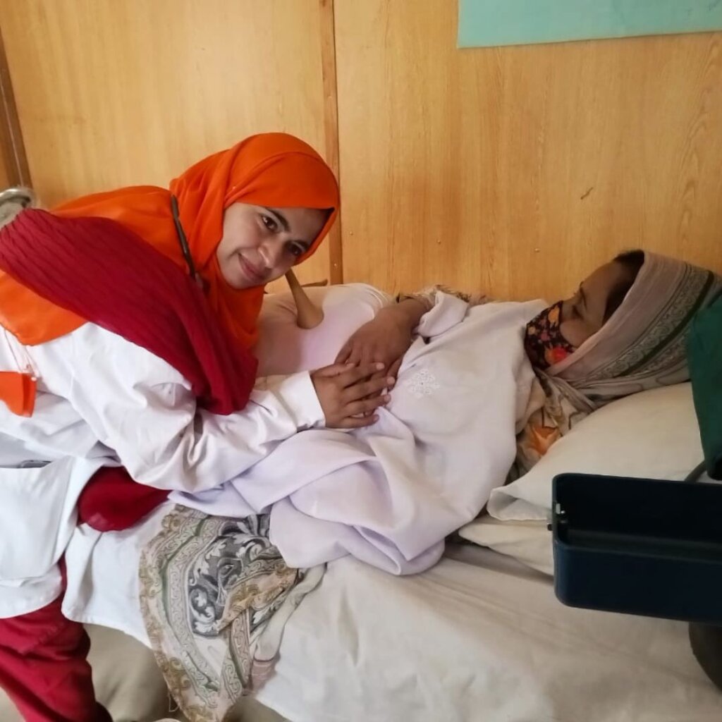 Save Maternal and Infant Lives in Pakistan