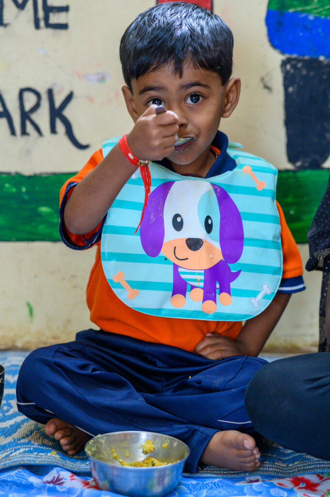 Provide Nutrition to Migrant Children For a Year