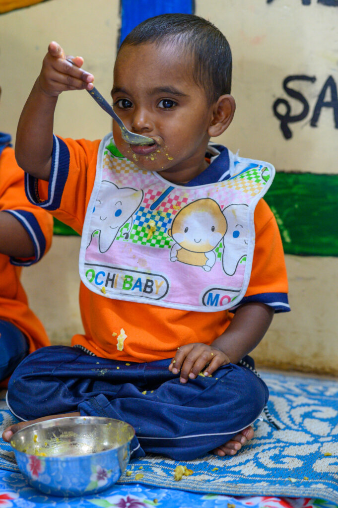 Provide Nutrition to Migrant Children For a Year