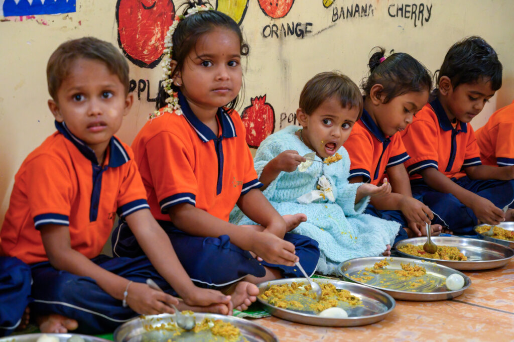 Provide Nutrition to Migrant Children For a Year