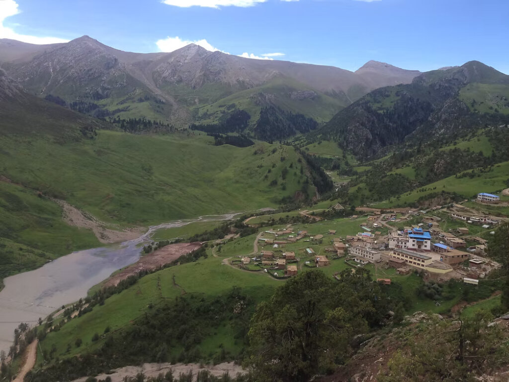 Education for Nomadic Children in Tibet