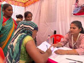 Medical Staff conducting primary assessment