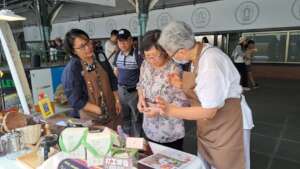 Market vendors and entrepreneurial trainees