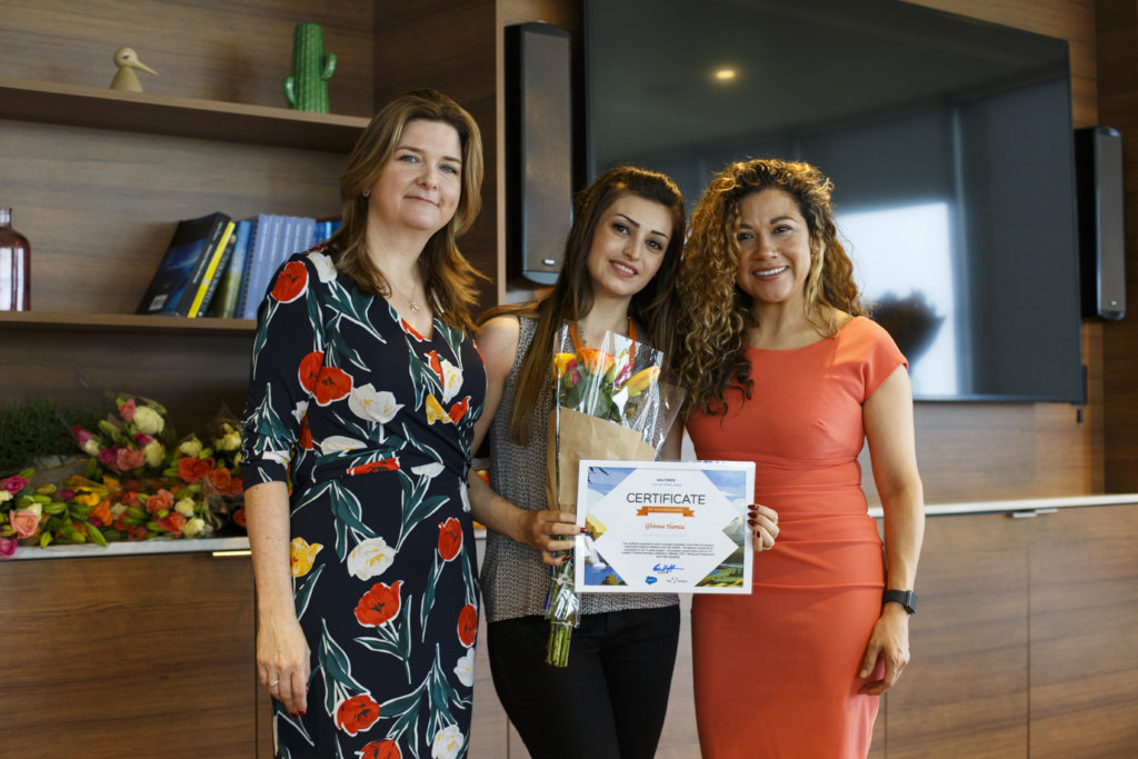 Empowering female newcomers with digital skills