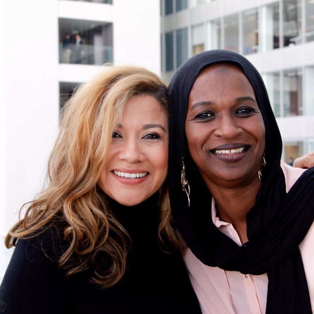 Empowering female newcomers with digital skills