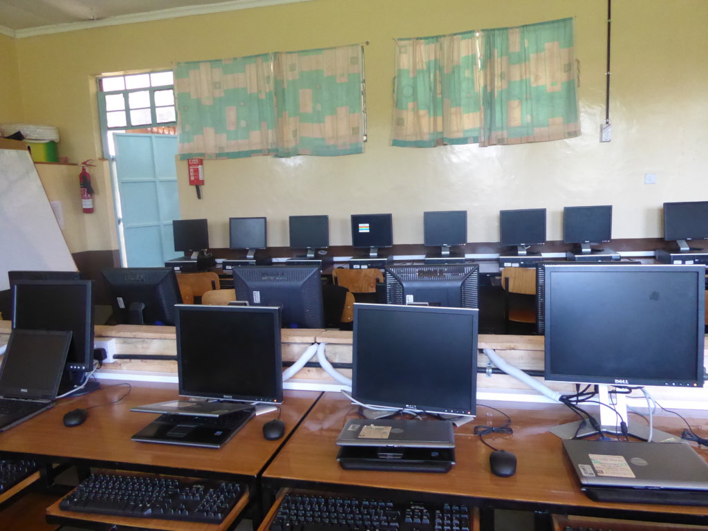 Primary School Computer Lab