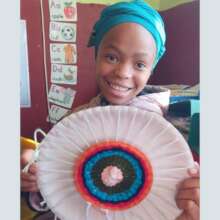 creating a loom on a paper plate