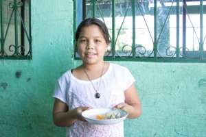 Meals served at Nueva Vida School