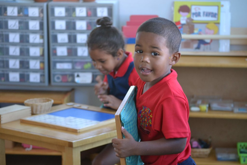 Support Montessori public education in Puerto Rico